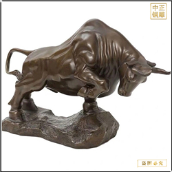 華爾街銅牛雕塑生產(chǎn)廠(chǎng) 5米開(kāi)荒銅牛雕塑定制