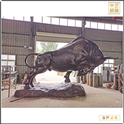 現貨銷(xiāo)售開(kāi)荒銅牛雕塑