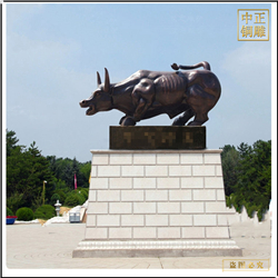 戶(hù)外大號仿真銅牛